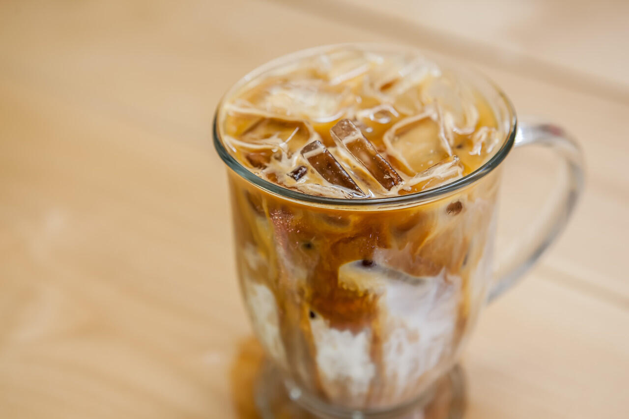 KOPI DINGIN, KENAPA TIDAK?