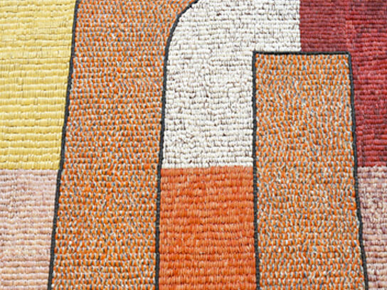 Untuk tahu foto-foto ini, mungkin kudu liat lebih dari sekali.