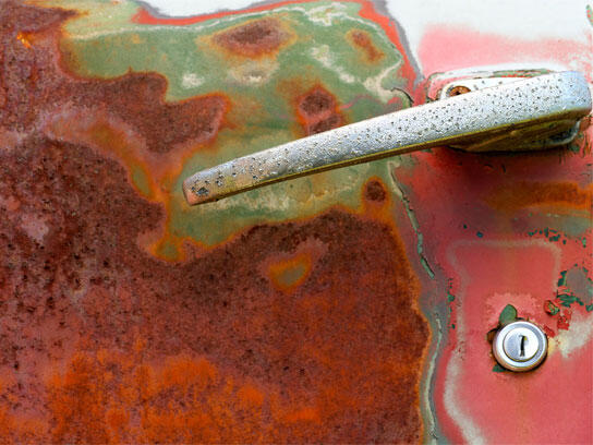 Untuk tahu foto-foto ini, mungkin kudu liat lebih dari sekali.