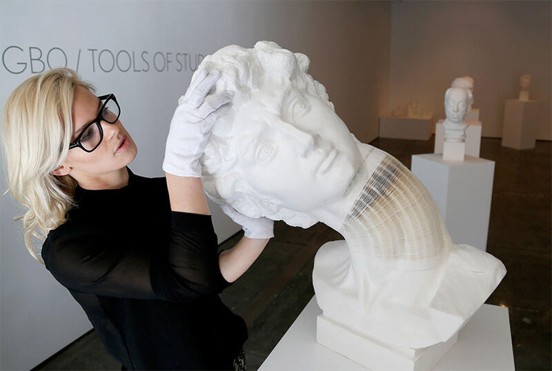 Li Hongbo Si Pematung Kertas Ajaib