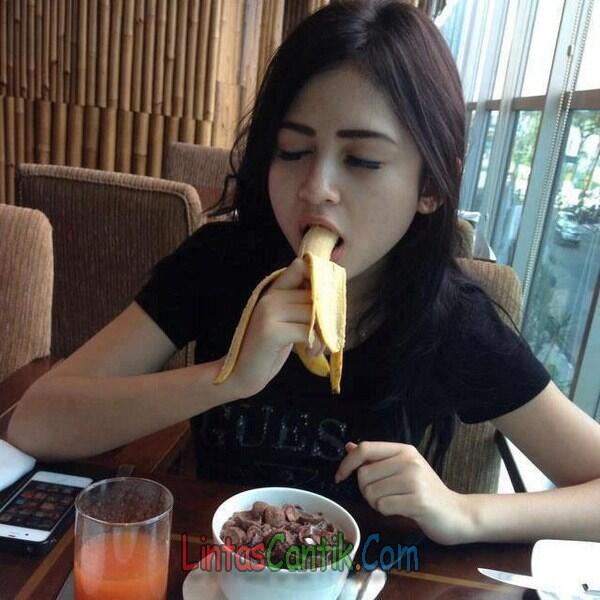 20 Foto-Foto Cewek Cantik Favorit Versi Ane (17+- :v )