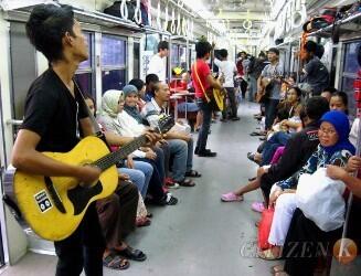 Sensasi Naik KRL Jadebotabek Yang Kini Gak Bisa Di Rasakan Lagi,,, ™