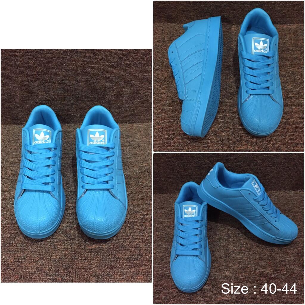 terjual cuci gudang sepatu sport pria wanita murah terjual cuci gudang sepatu sport pria wanita murah
