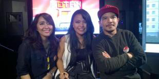 KotaK : "Tanah Airku" Karya Ibu Sud Bikin Merinding !!