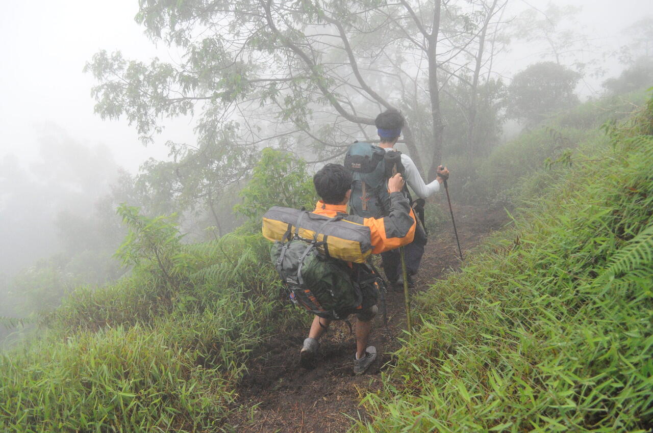 GUNUNG SIKUNDI DIENG