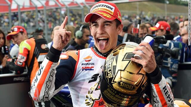 Giacomo Agostini……Marc Marquez pecicilan ?. Memang harus begitu !!