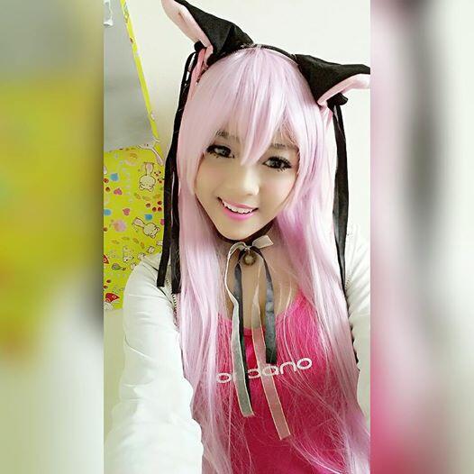 Kenalan sama cosplayer seksi