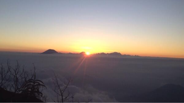 Pengalaman asyik nanjak merbabu