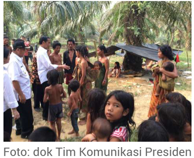 Foto istimewa : Jokowi Presiden Pertama yg Kunjungi Suku Anak Dalam, ini Suasananya..