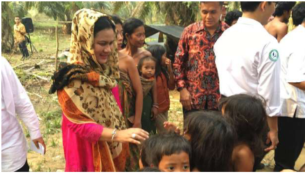 Foto istimewa : Jokowi Presiden Pertama yg Kunjungi Suku Anak Dalam, ini Suasananya..