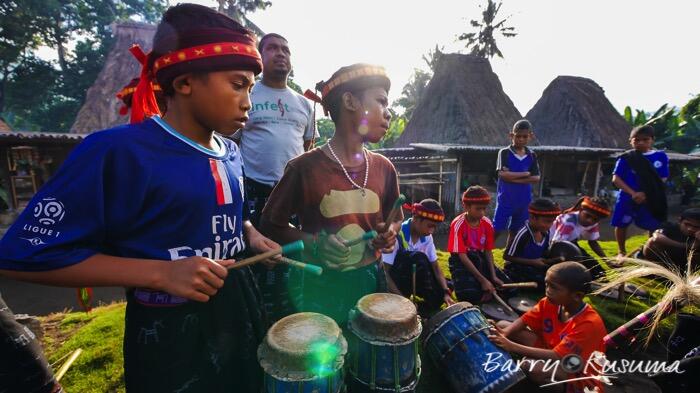 Tololela Flores Kampung Tradisional yang Menawarkan Keindahan Alam &amp; Budaya.