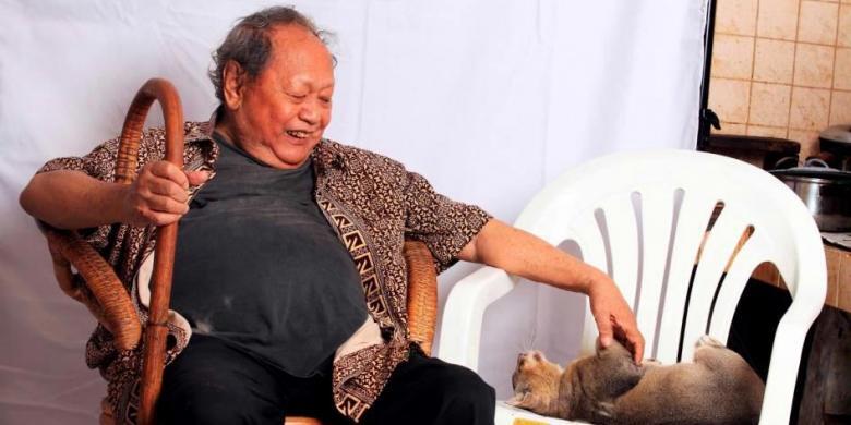 Kisah Pak Raden bersama Kucing Kesayangannya "Kacung"