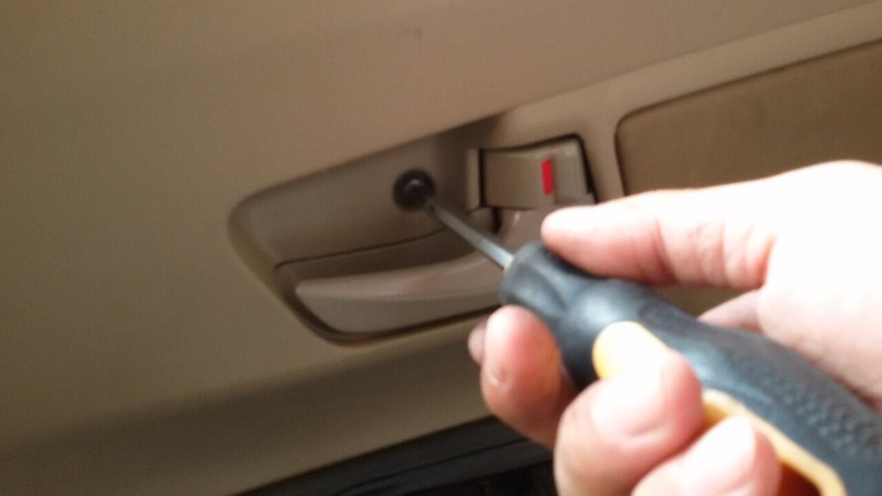 Tips cara buka doortrim avanza xenia model 2013 ke atas