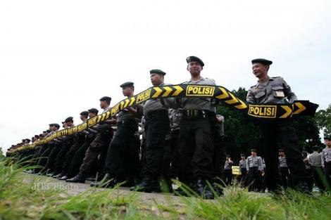 Teknik Polisi Menghadapi Demonstran