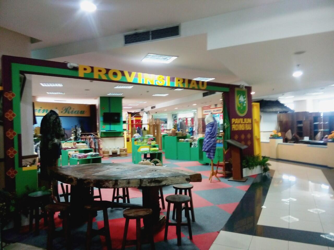UKM Gallery SMESCO, Tempat Belanja Pernak-Pernik Dari Seluruh Indonesia