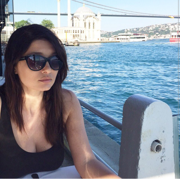 &#91;milf detected&#93; Nurgul Yesilcay :wowcantik