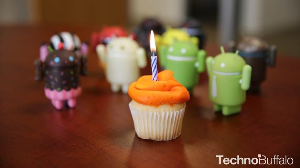 SELAMAT UALNG TAHUN ANDROID YANG SUDAH BERUMUR 8 TAHUN