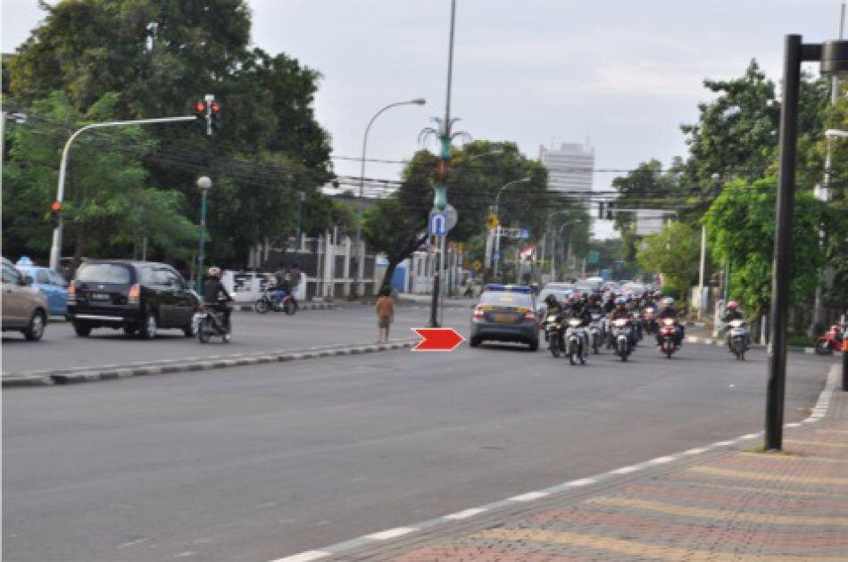 &#91;Siapa yang Menindak?&#93; Seperti Inilah Kelakuan Polisi yang Melanggar Aturan