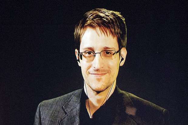 info penting : Snowden Bicara AS Biang Kelahiran ISIS dan Skandal Drone Papers