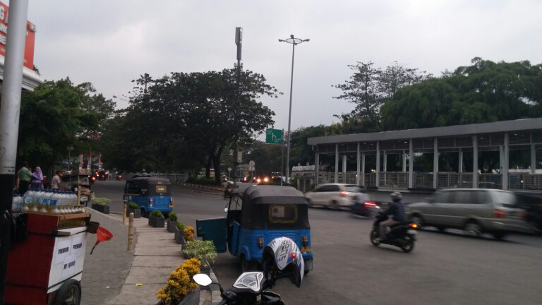 Hati-hati lewat jalan juanda monas