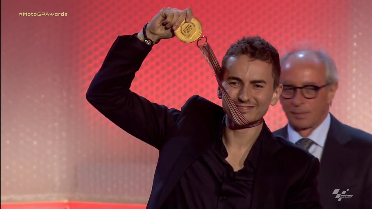 HOT NEWS! Akhir Drama MotoGP15 : Jorge Lorenzo Resmi Jadi Juara Dunia MotoGP 2015!