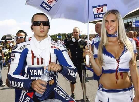 Meme-Meme Lucu Usai Motogp 2015 ( Jadi Bahan Olok-olok Netizen )