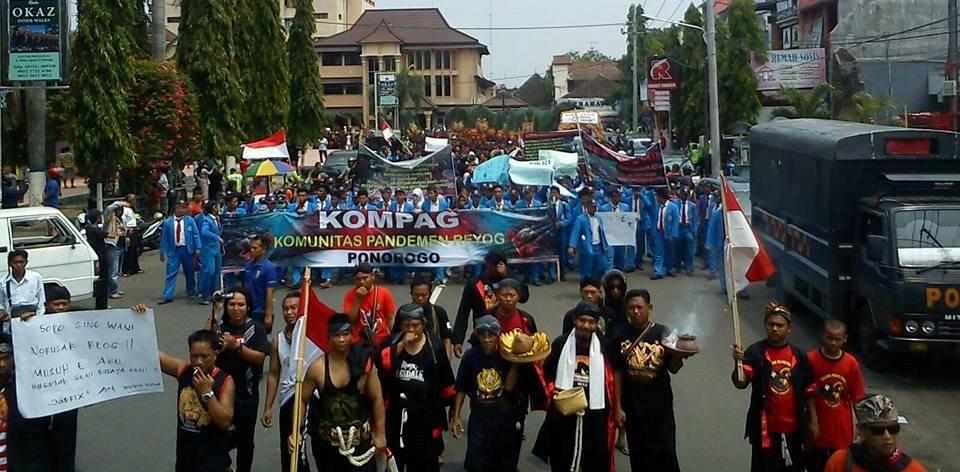 Komunitas Reog ke Kemlu Minta Klarifikasi Pembakaran Reog Rusak di Davao (Filipina)