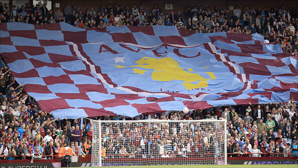 Chants (Nyanyian) Nyeleneh yang Dilakukan Oleh Supporter Tim Liga Inggris