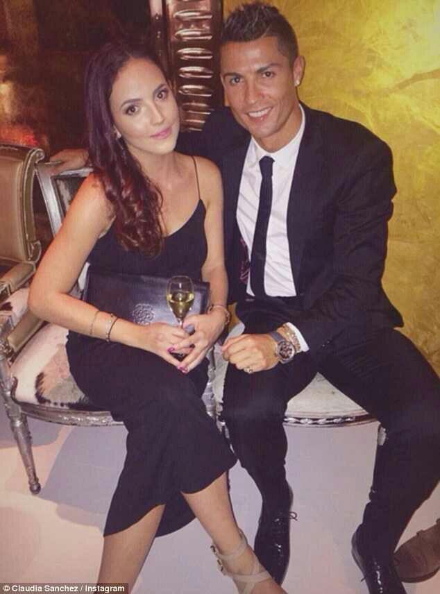 Wow, Cristiano Ronaldo Mengaku Kencani 18 Wanita Cantik!