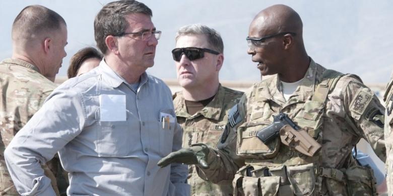 Menhan Amerika Pecat Penasehat Penting Militernya karena Sejumlah Penyimpangan