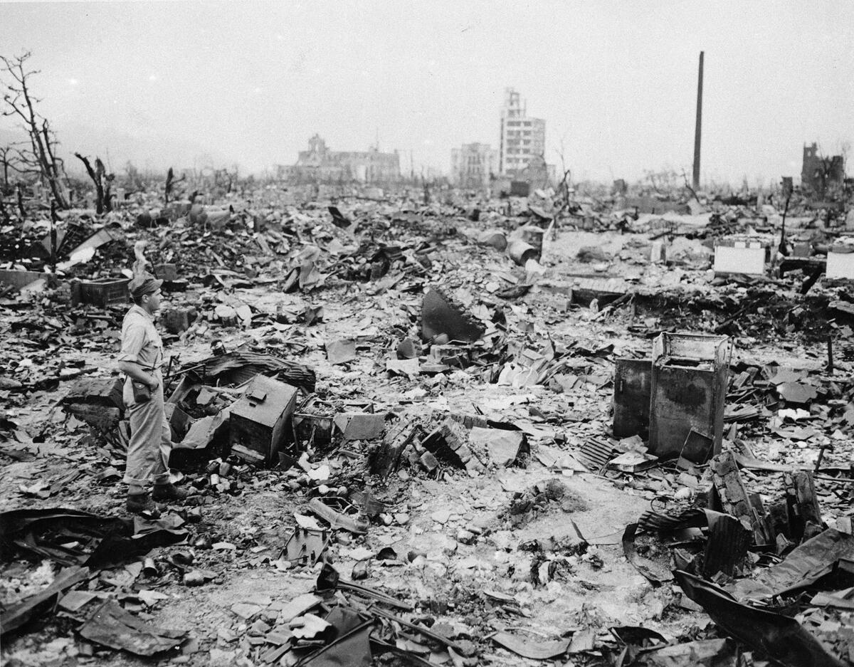 &#91;PIC+VID&#93; Persiapan dan Pemasangan Bom Atom Menjelang Penyerangan Ke Jepang