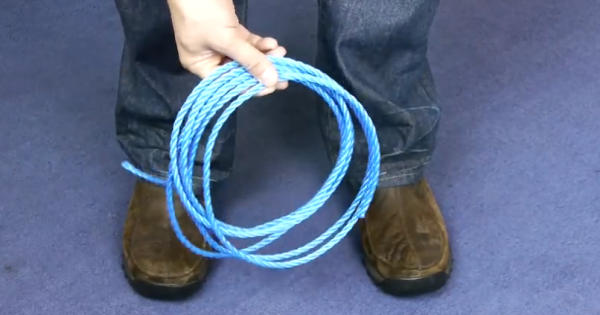 Cara Memotong Tali Dalam Kondisi Darurat