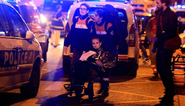 Teroris Tembaki Warga Paris bak Burung, Teriak Allahuakbar