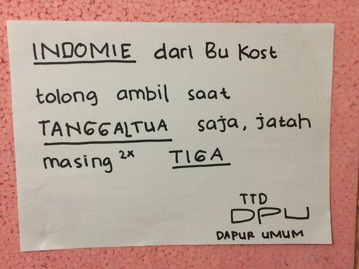 Pengumuman Ngakak dari Ibu Kos