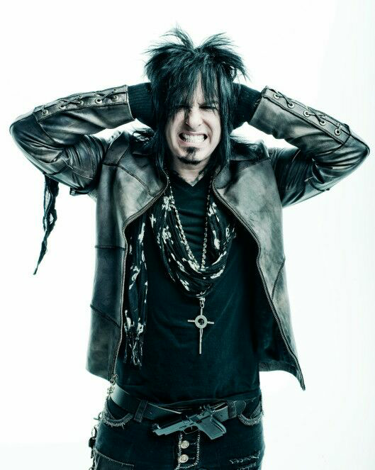 Sekilas Tentang Motley Crue,Pecinta Rock Masuk !