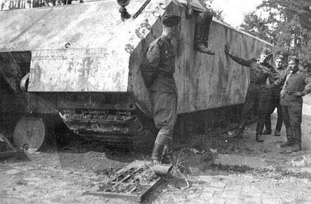 The Fallen Giant &quot;Panzerkampfwagen VIII Maus&quot;