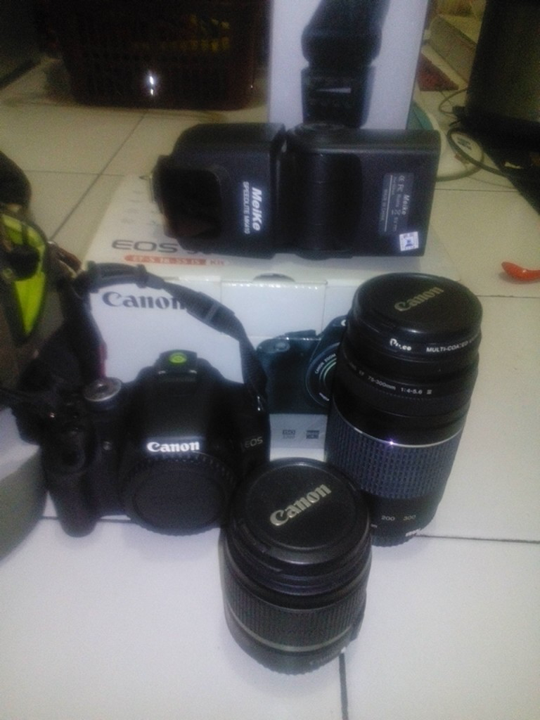 kamera DSLR Canon Eos 500 D kit