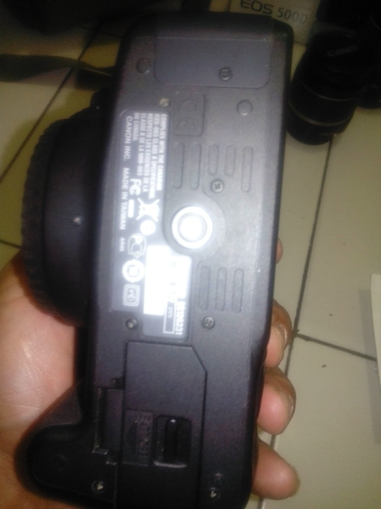 kamera DSLR Canon Eos 500 D kit