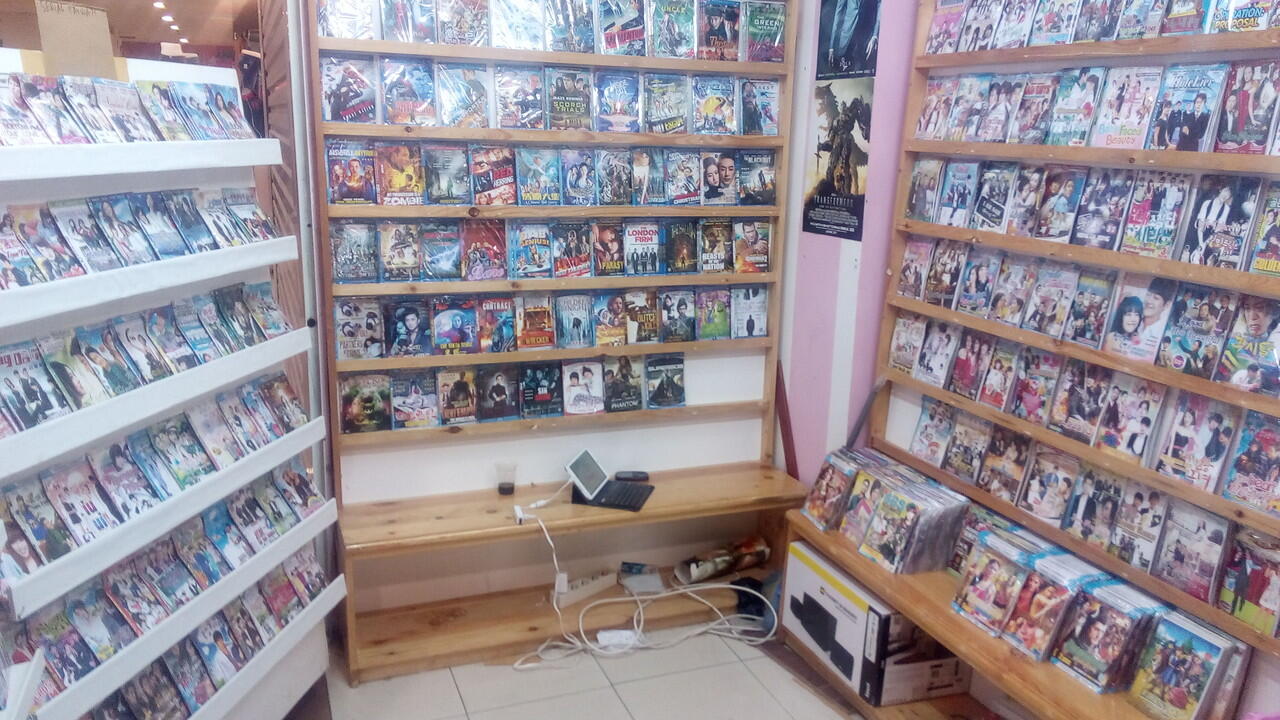 over kontrak toko dvd dibantu y agan2