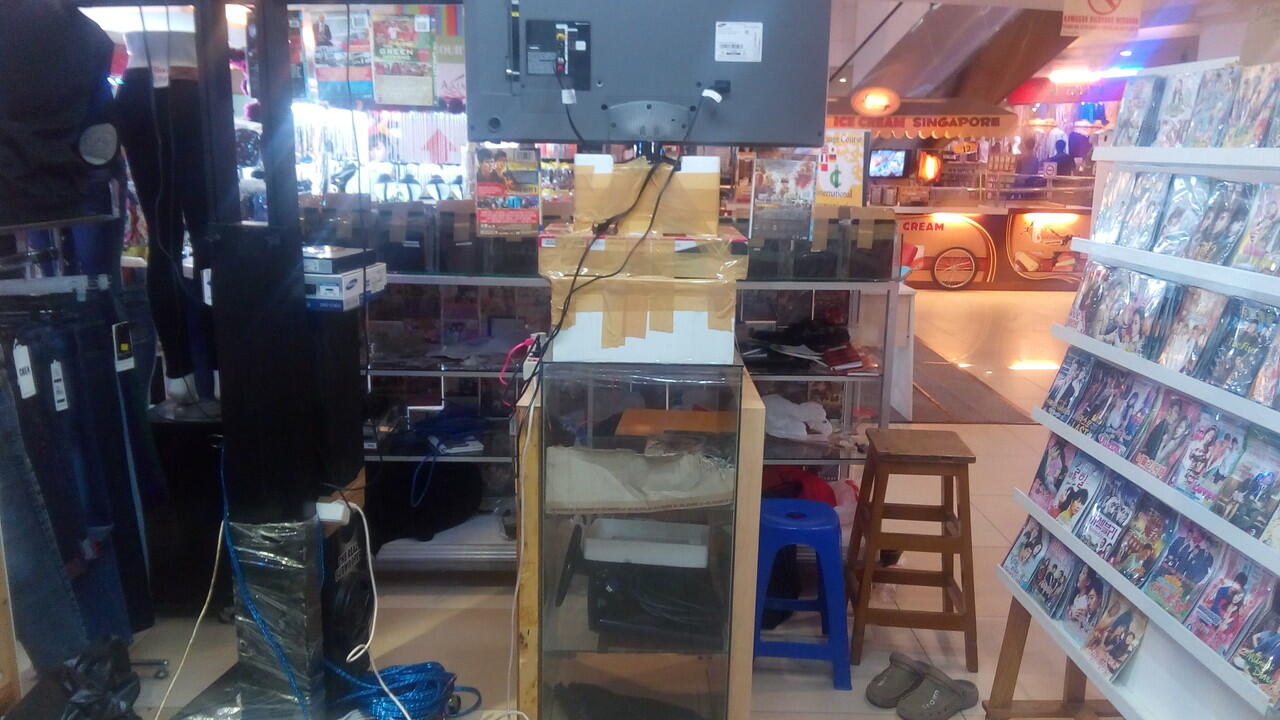 over kontrak toko dvd dibantu y agan2