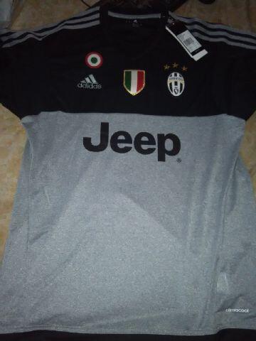 Juventus 2014/2015 Original Home Tevez & Away Pirlo (M)