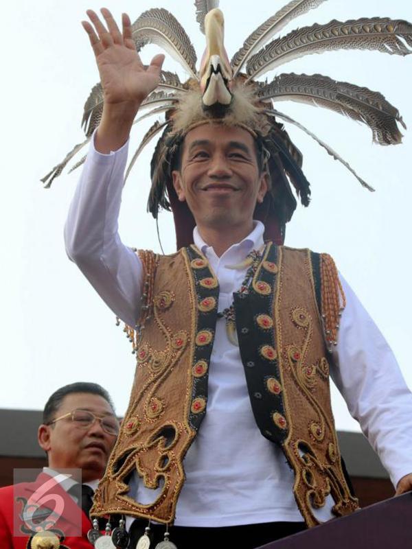 Ragam Gaya dan Ekspresi Lucu Khas Jokowi - Just PIC