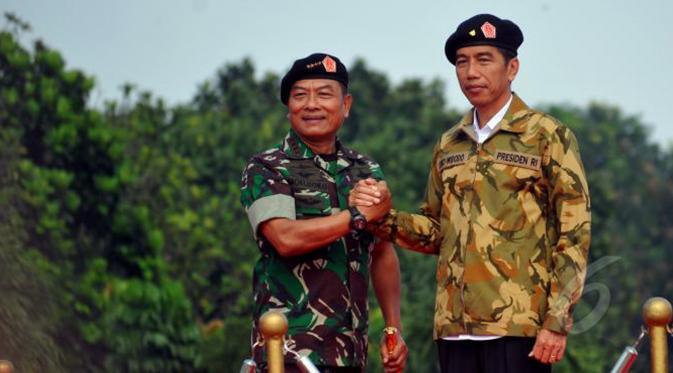 Ragam Gaya dan Ekspresi Lucu Khas Jokowi - Just PIC