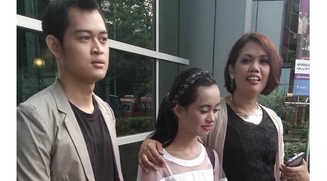 &#91;KETEBAK&#93; Suami Elly Sugigi Malu karena Pengangguran