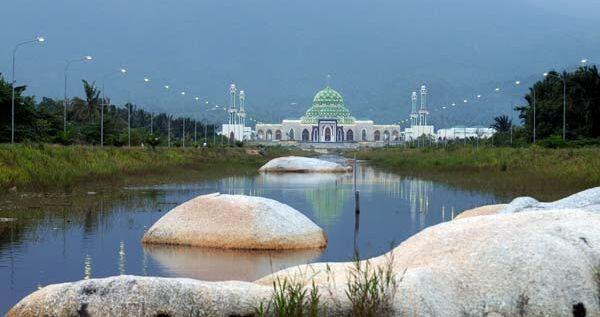 Tentang Pulau Natuna, Surga Kecil NKRI Yang Diperebutkan...