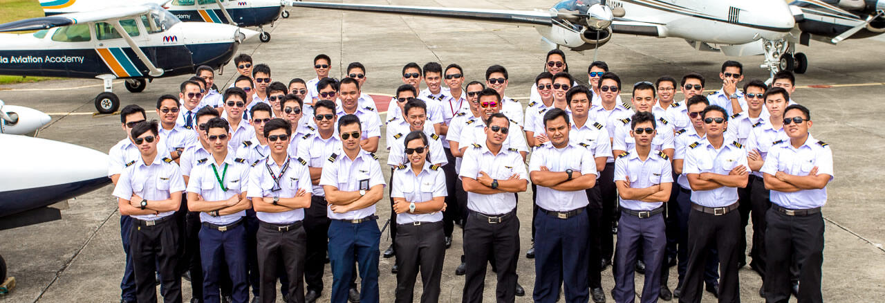 SEKOLAH PILOT