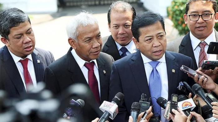 Kambing Kumpul Kambing, Garong & Garong, Mafia & Mafia. Bukan Begitu, Pak Prabowo?