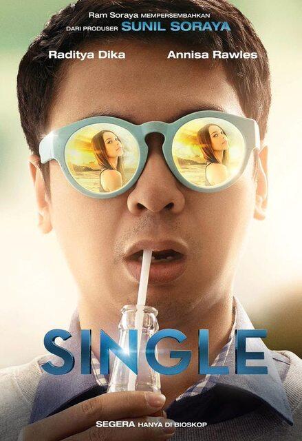 Menurut Agan Apakah Cover Film &quot;Singel&quot; Mirip Dengan Cover Film Ini?
