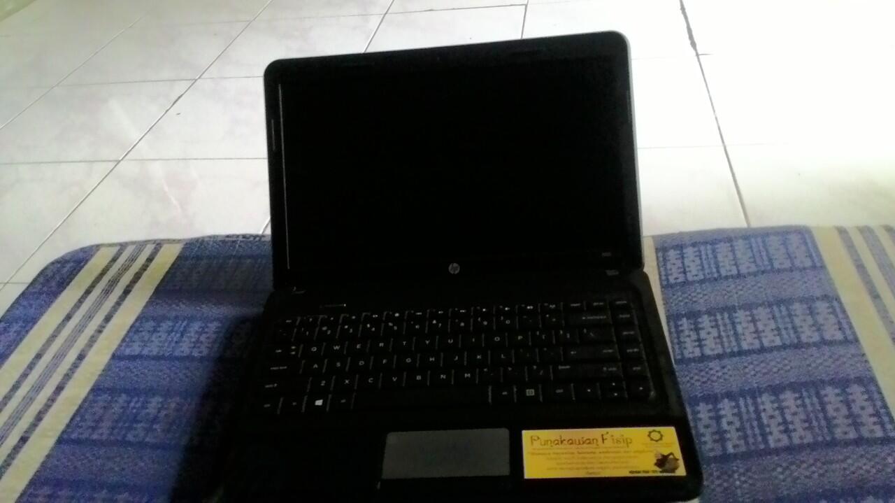 laptop hp 1000 1b09au surabaya