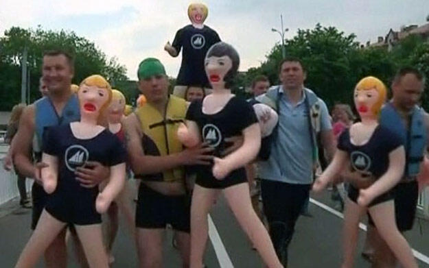 10 Kegunaan Menyimpang Sex Doll yang Digunakan Orang-Orang Dari Seluruh Dunia'